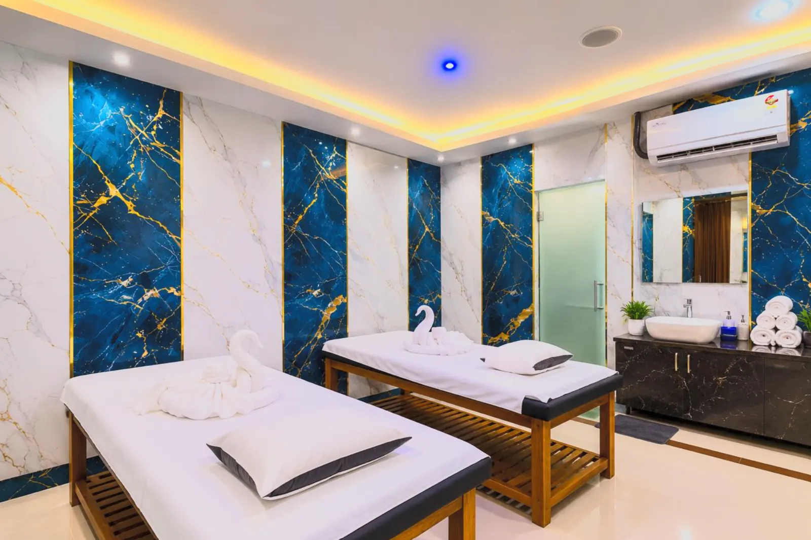 Couple Massage room at Velora Wellness Spa